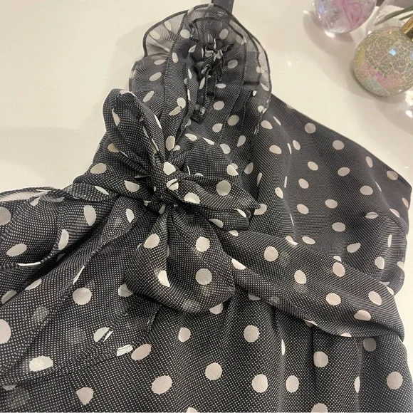 BEDO’ One Shoulder Ruffle Blouse - Picture 4 of 11